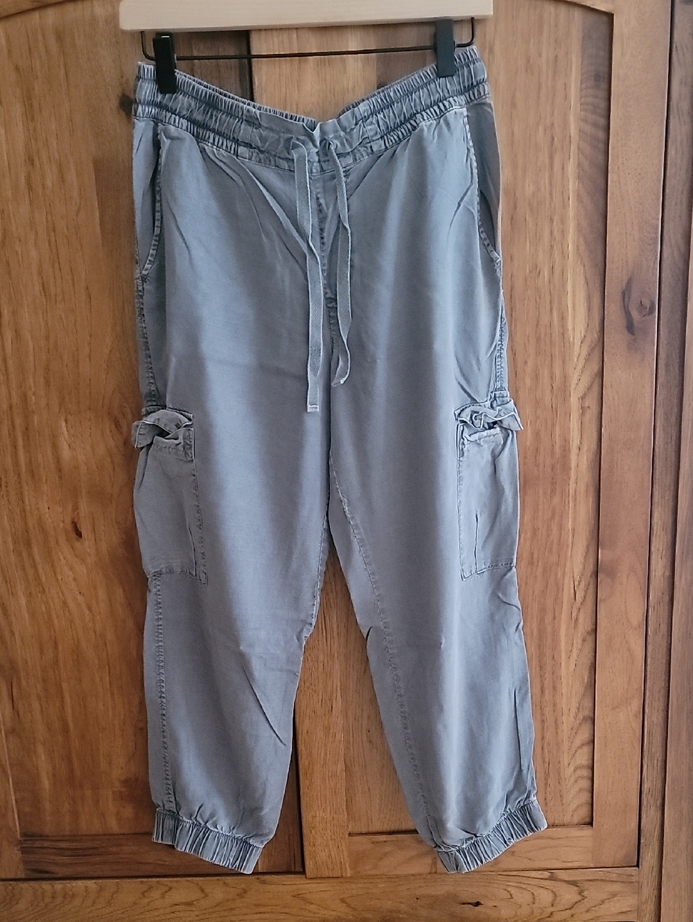 cloth & stone Womans Tencel Cargo Jogger Pants - Light Gray